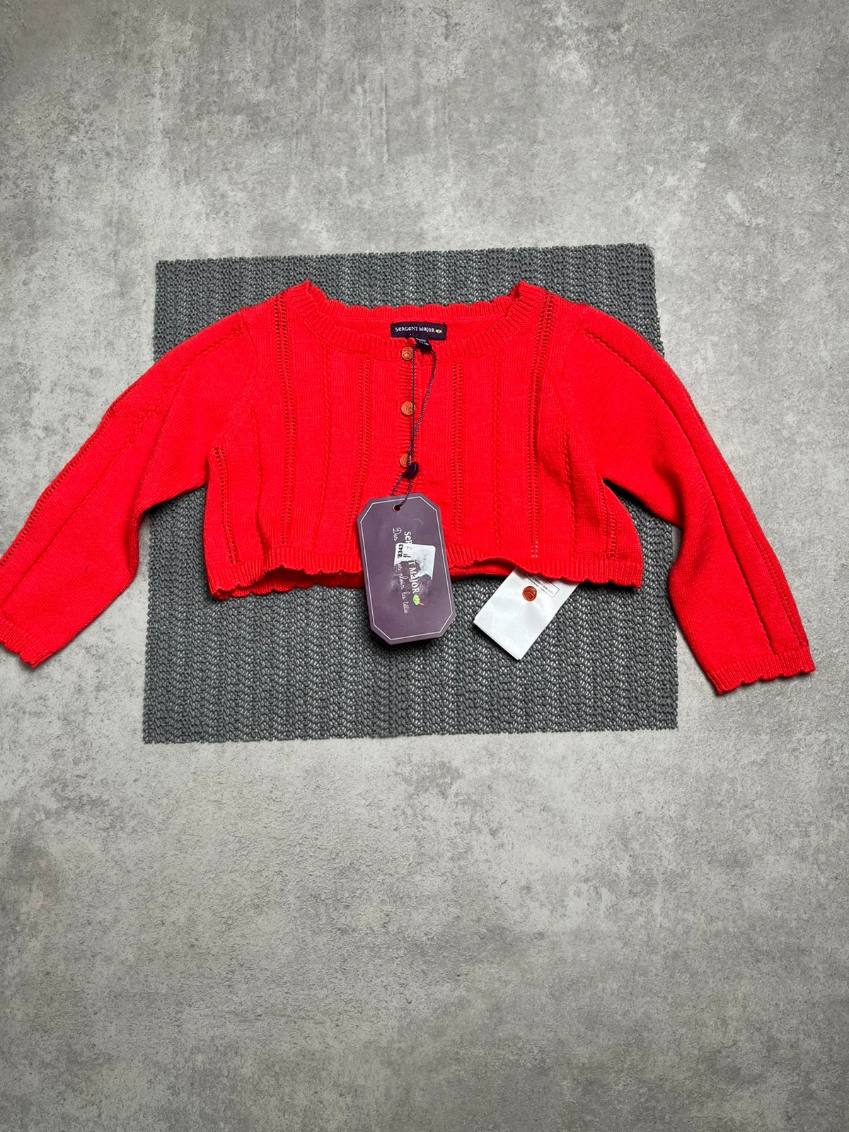 Gilet court rouge sergent major taille 9 mois