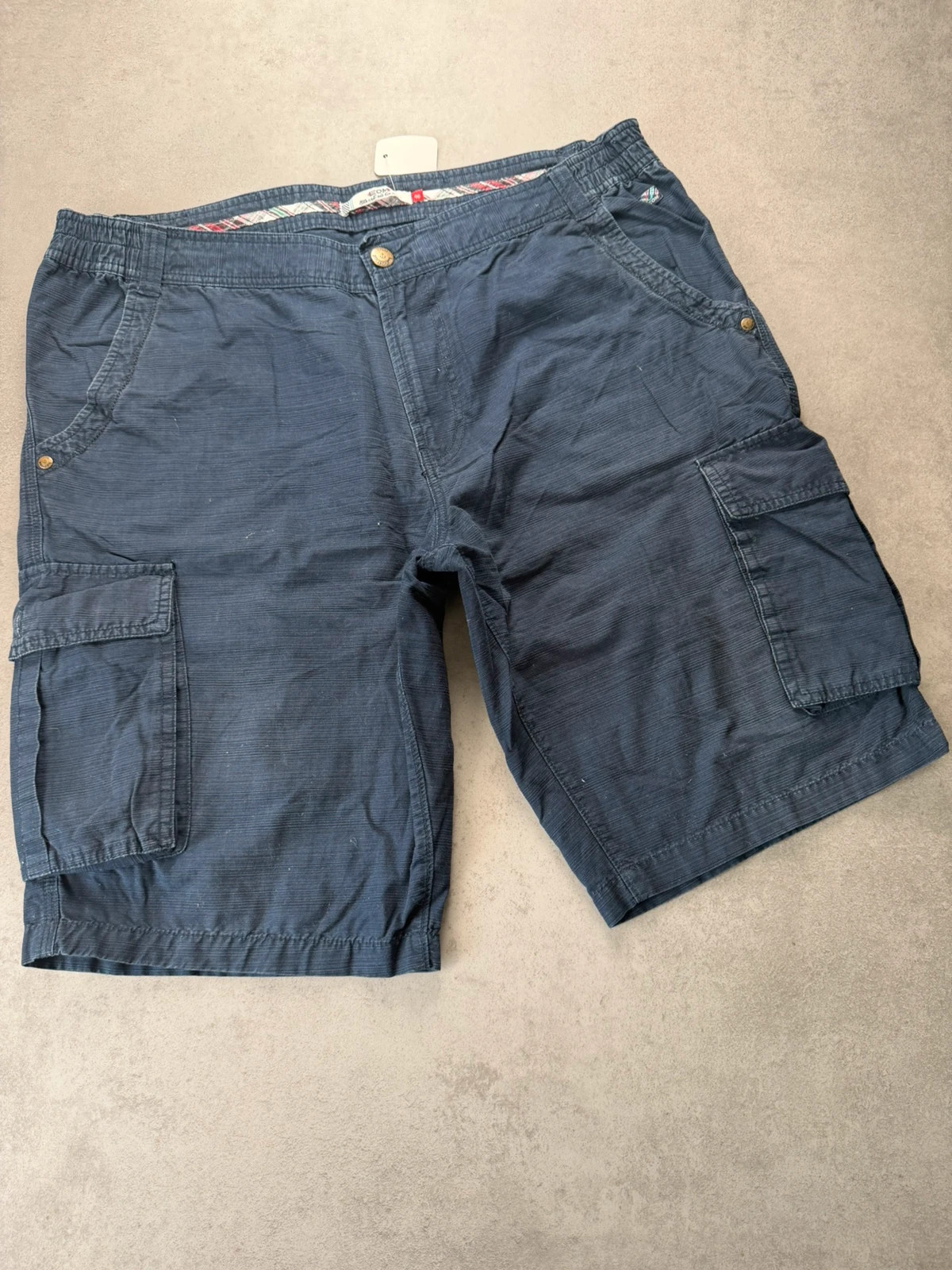 Short cargo EOM bleu marine homme taille 46 EOM070
