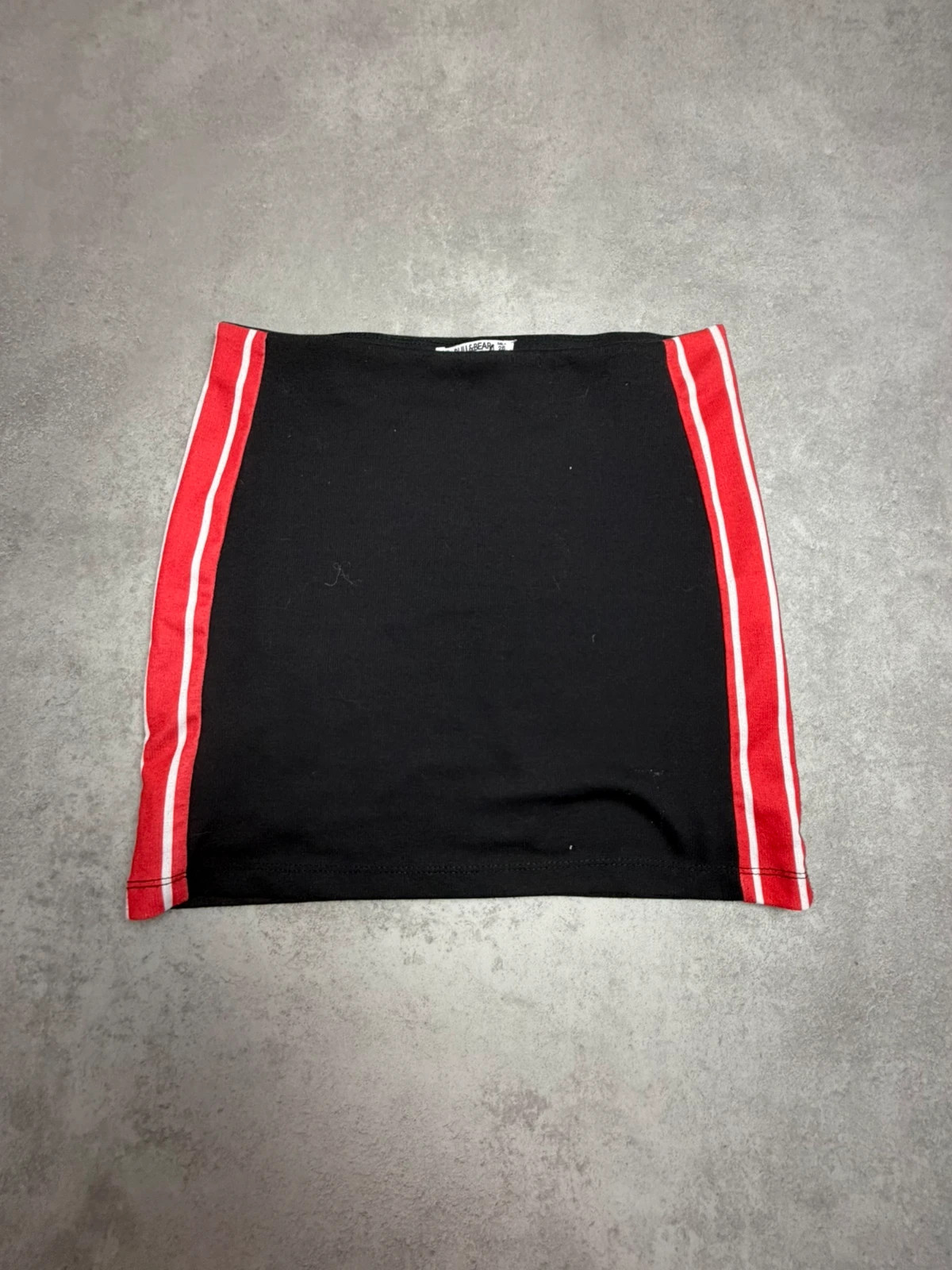 Jupe Pull&bear Noir, Rouge taille 38 BP140
