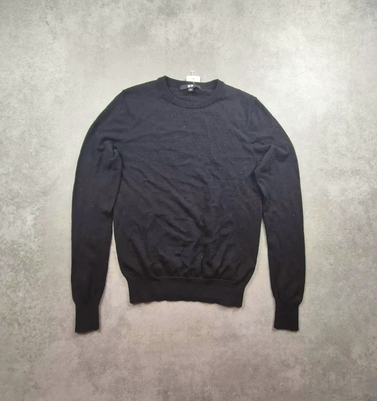 Pull col rond Uniqlo Noir taille XS UN191