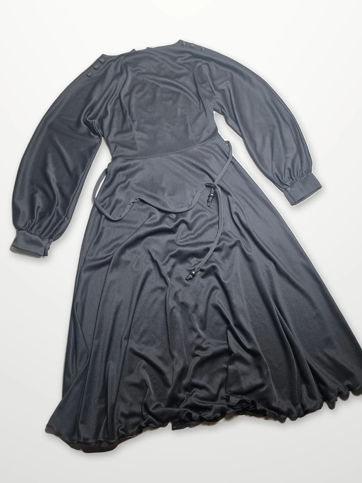 Robe vintage noire manches bouffantes fluide S rnb0107