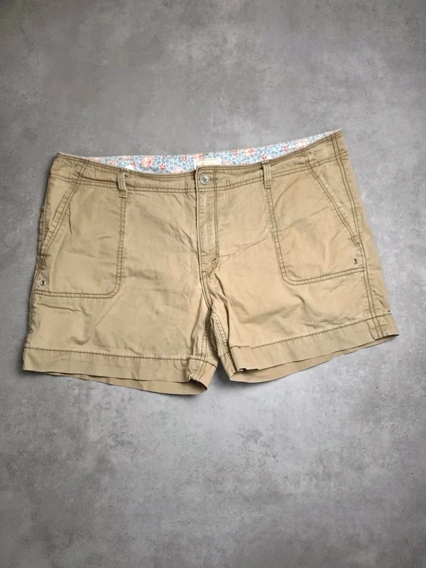 Short Levi's Beige taille 44 LEV073