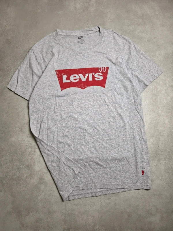 Tee-shirt Levi's Gris taille S LET147