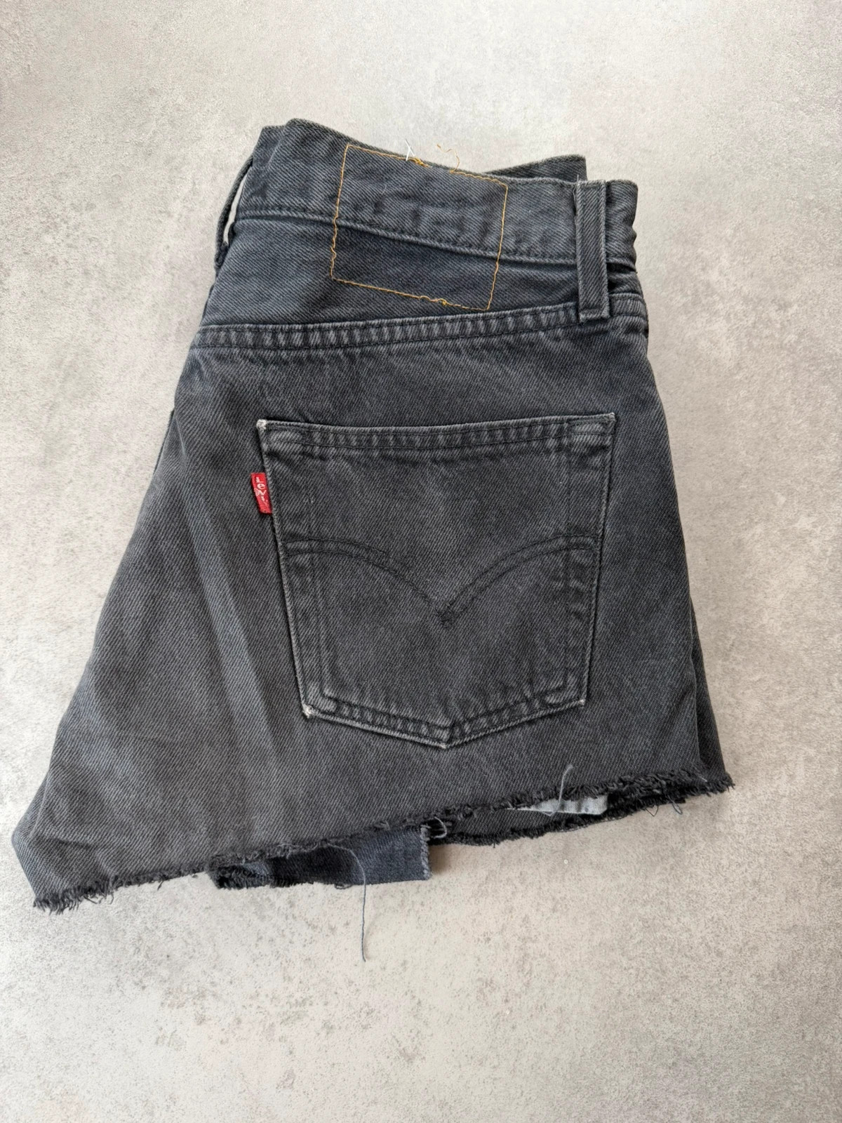 Short Levi's 501 retaillé jean noir W30 40 SLE097