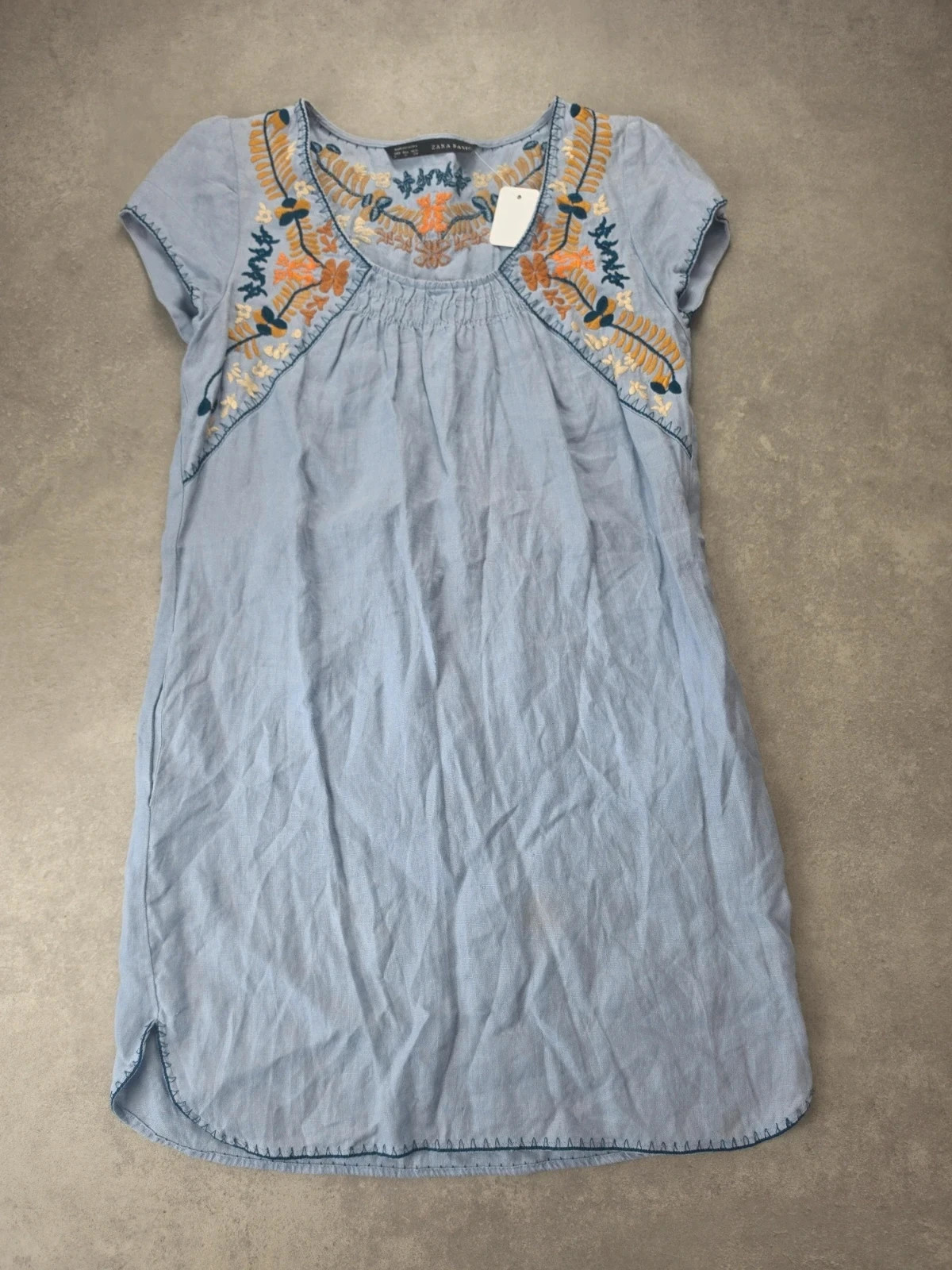 Robe Zara Basic brodée bleu clair taille 36 ZAR1104