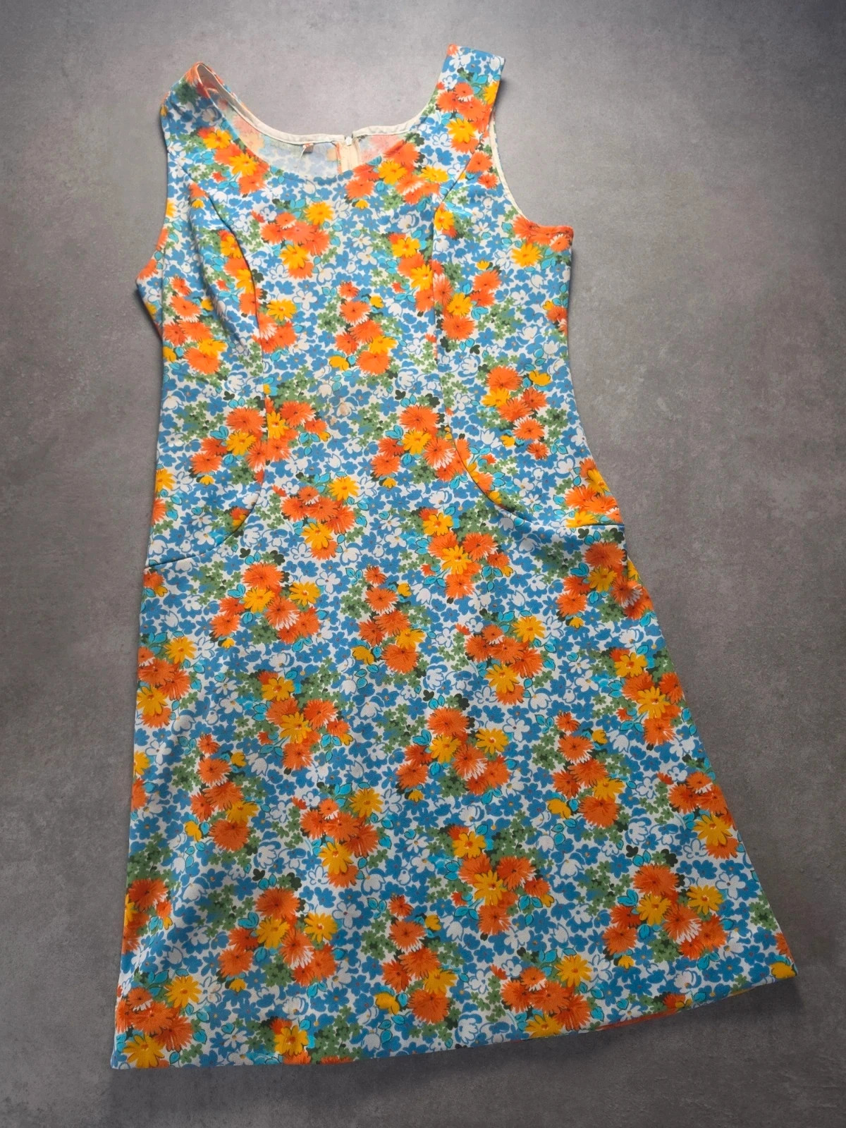 Robe vintage fleurie orange bleu taille 44 NB1140