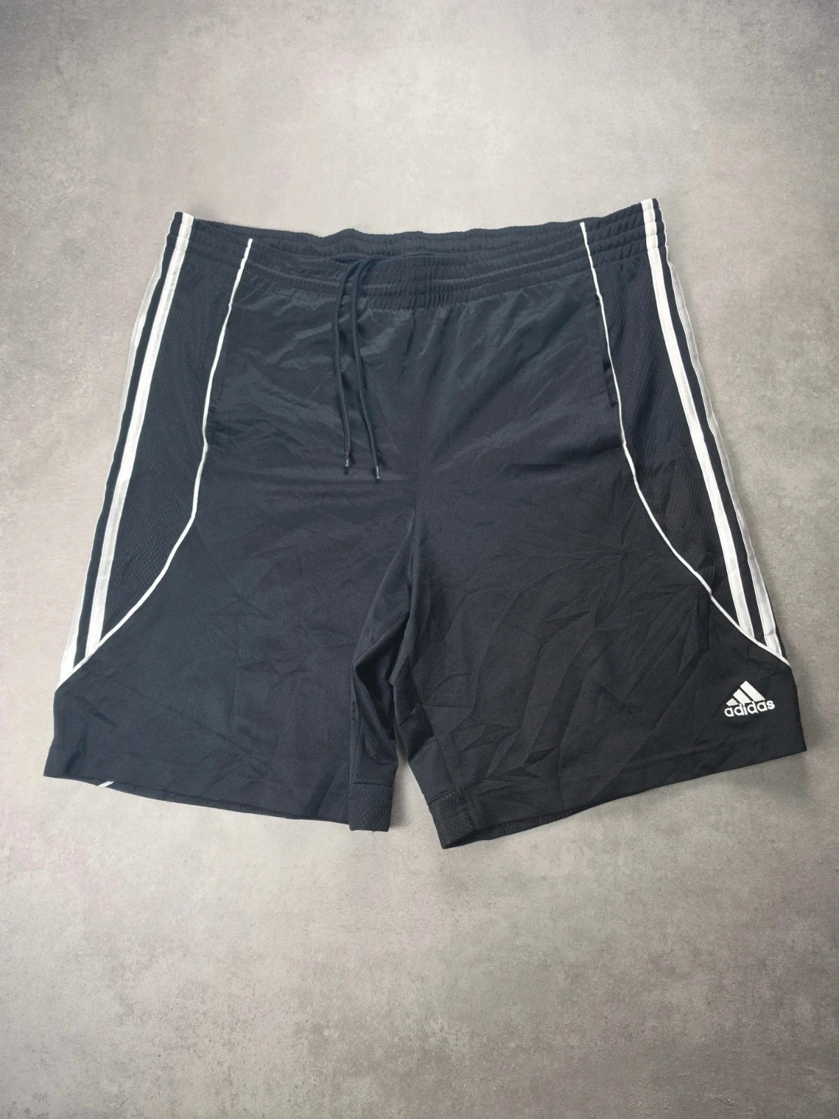 Short Adidas 3 bandes noir taille L sht0523